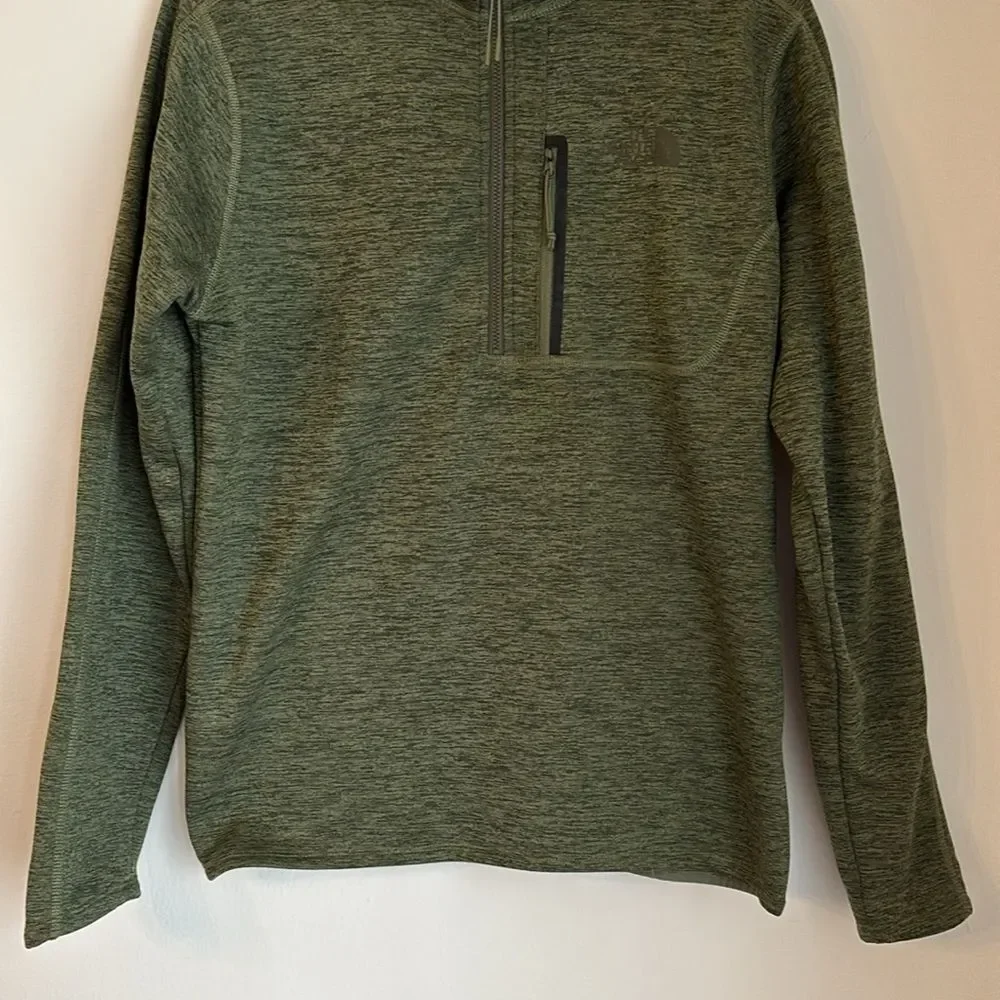 The North Face Men’s Canyonlands ½-Zip pullover fleece sweatshirt size small EUC